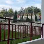 Panorama On Complex With Pools And Beach, Апартаменты Свети-Влас