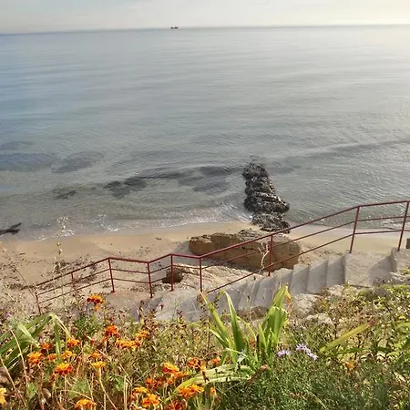 Panorama On Complex With Pools And Beach, 圣弗拉斯