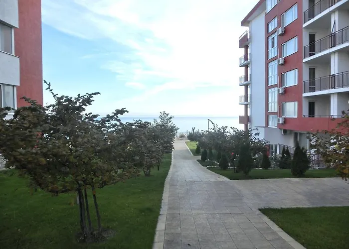 Panorama On Complex With Pools And Beach, Διαμέρισμα *