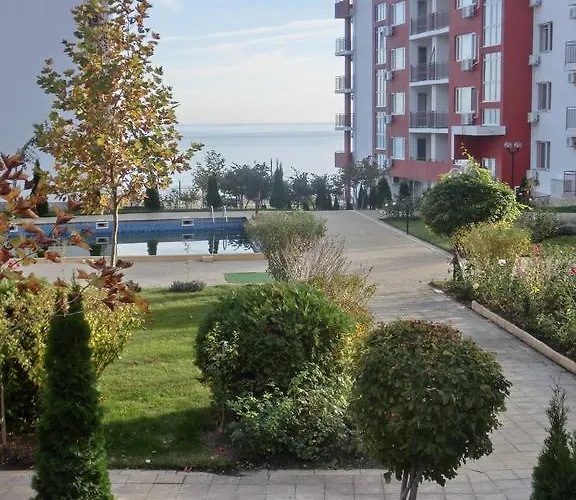 Panorama On Complex With Pools And Beach, Διαμέρισμα *